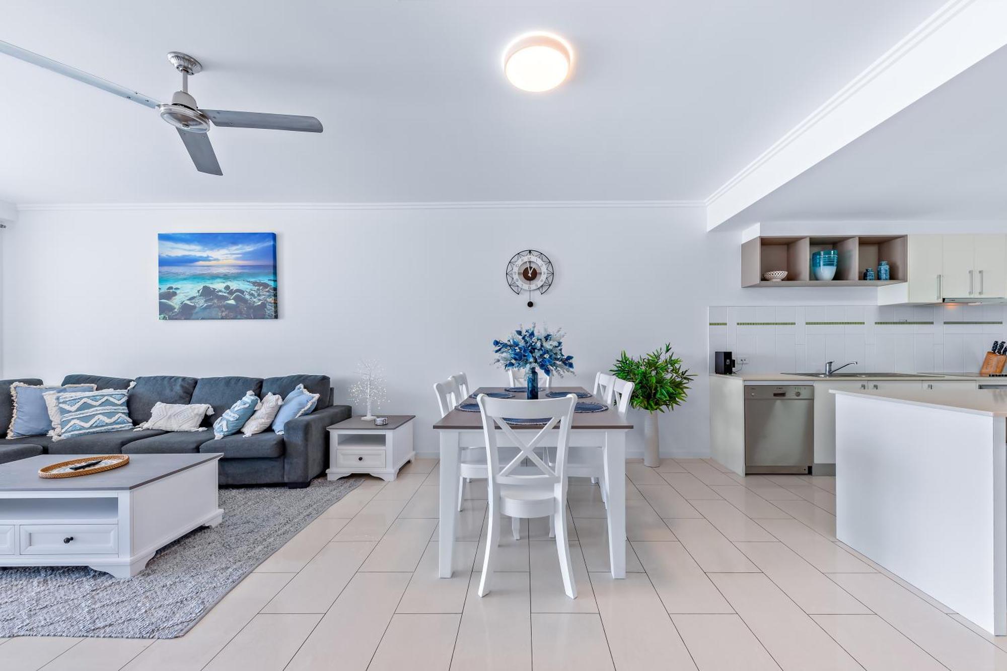 Airlie Summit Apartments Airlie Beach Eksteriør billede