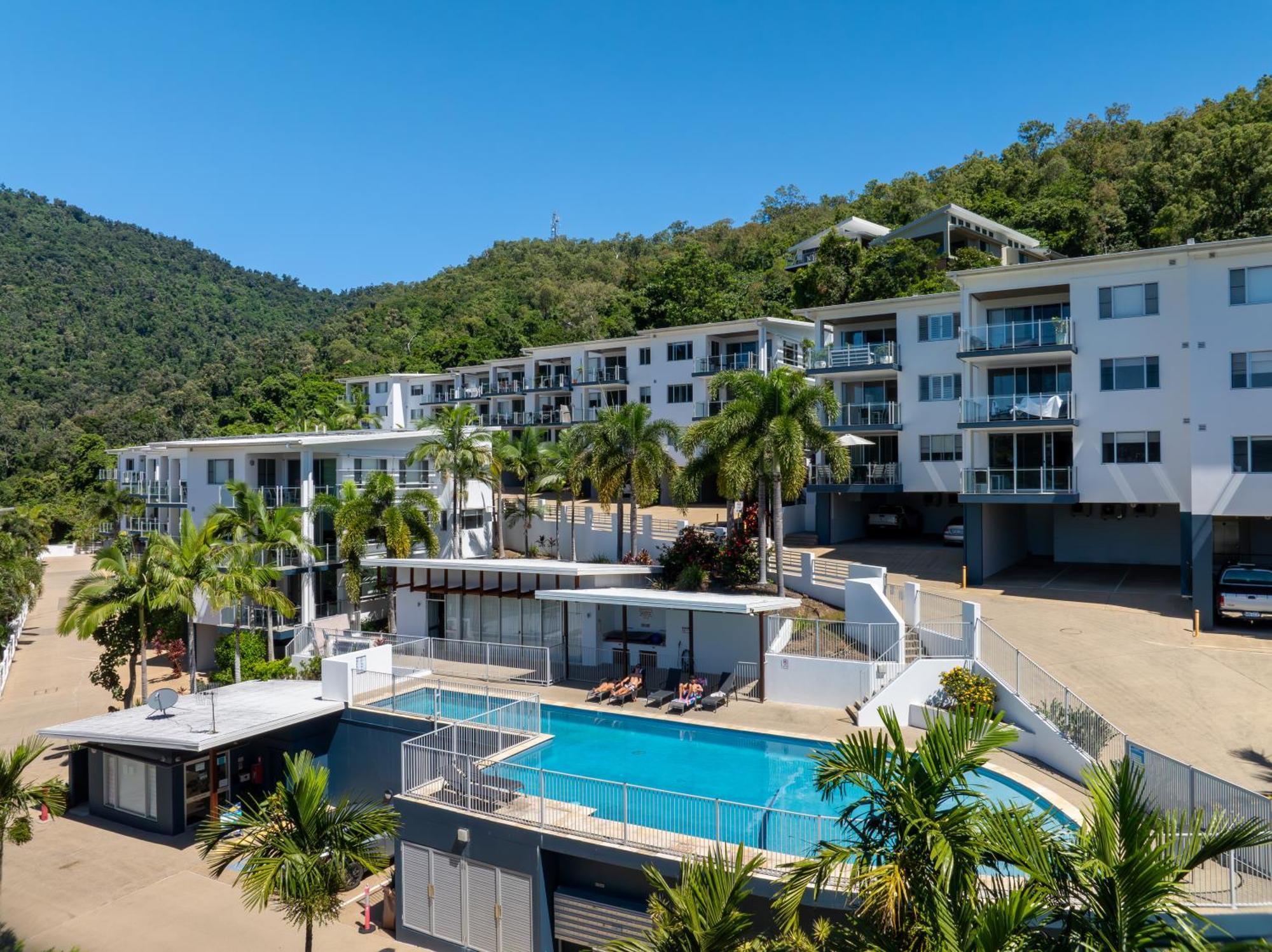 Airlie Summit Apartments Airlie Beach Eksteriør billede